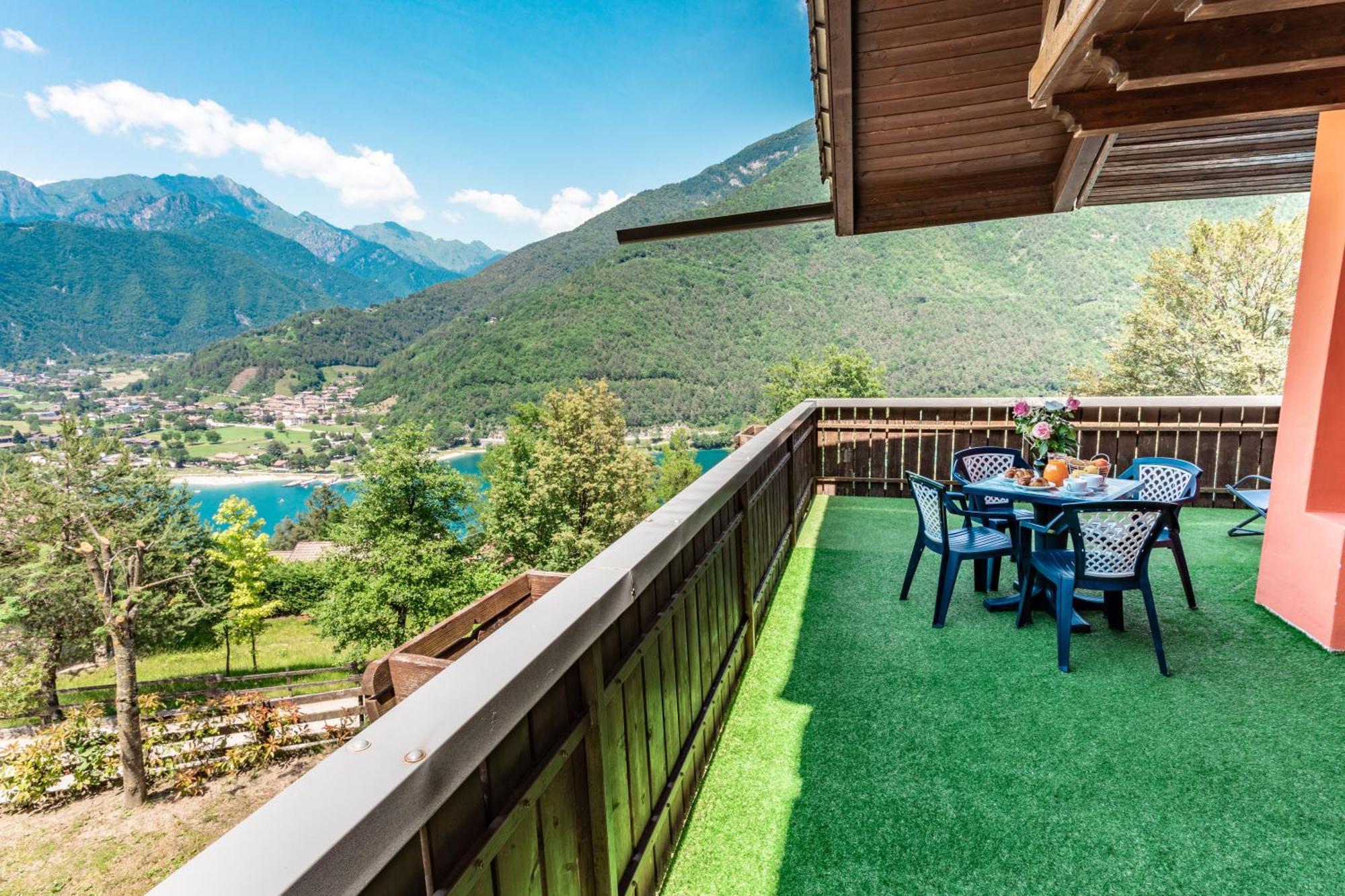 Le Terrazze Sul Lago - Ledro House Pieve Di Ledro Room photo