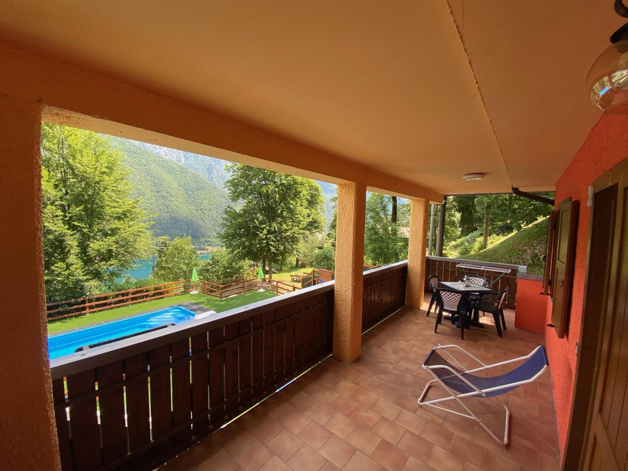 Le Terrazze Sul Lago - Ledro House Pieve Di Ledro Room photo